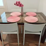 Private In Born بيت شباب *