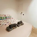 بيت شباب Private In Born